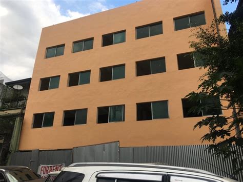 For Rent: Commercial / Office Space in 148 Matatag Street.